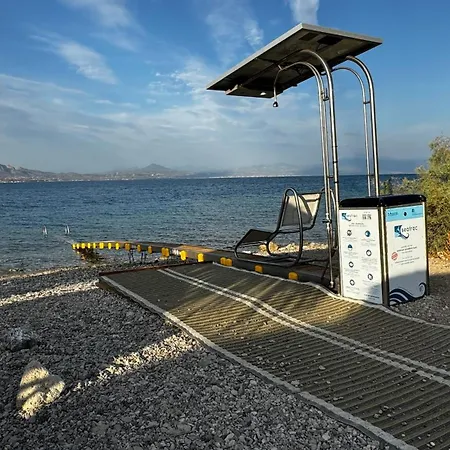 Stylish Seaside Apartment-just 50m From The Appartamento