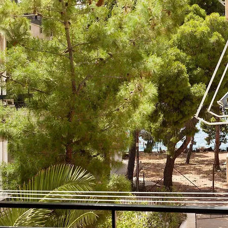 شقة Stylish Seaside Apartment-just 50m From The