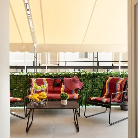 Stylish Seaside Apartment-just 50m From The *