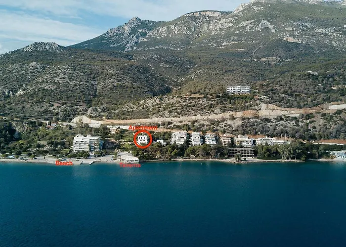 Stylish Seaside Apartment-just 50m From The Apartament *