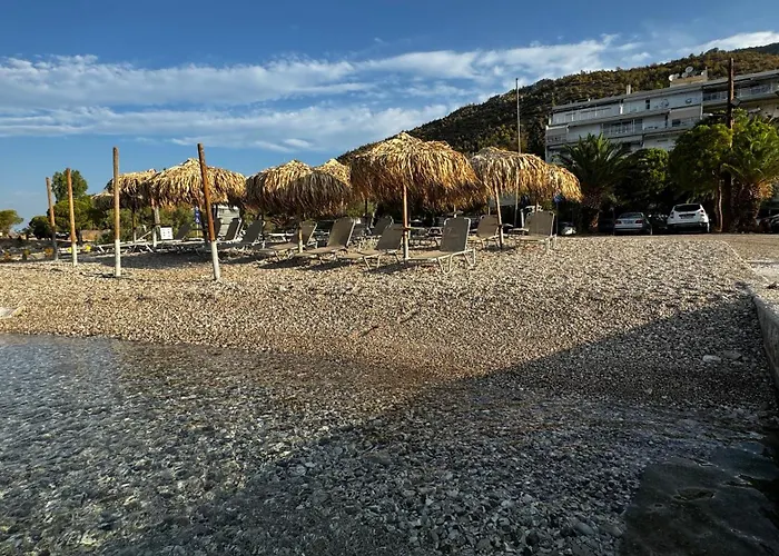 Apartament Stylish Seaside Apartment-just 50m From The