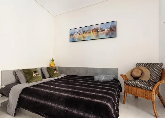 Stylish Seaside Apartment-just 50m From The アパート *