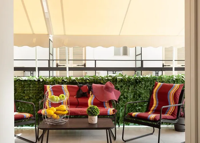 Stylish Seaside Apartment-just 50m From The *